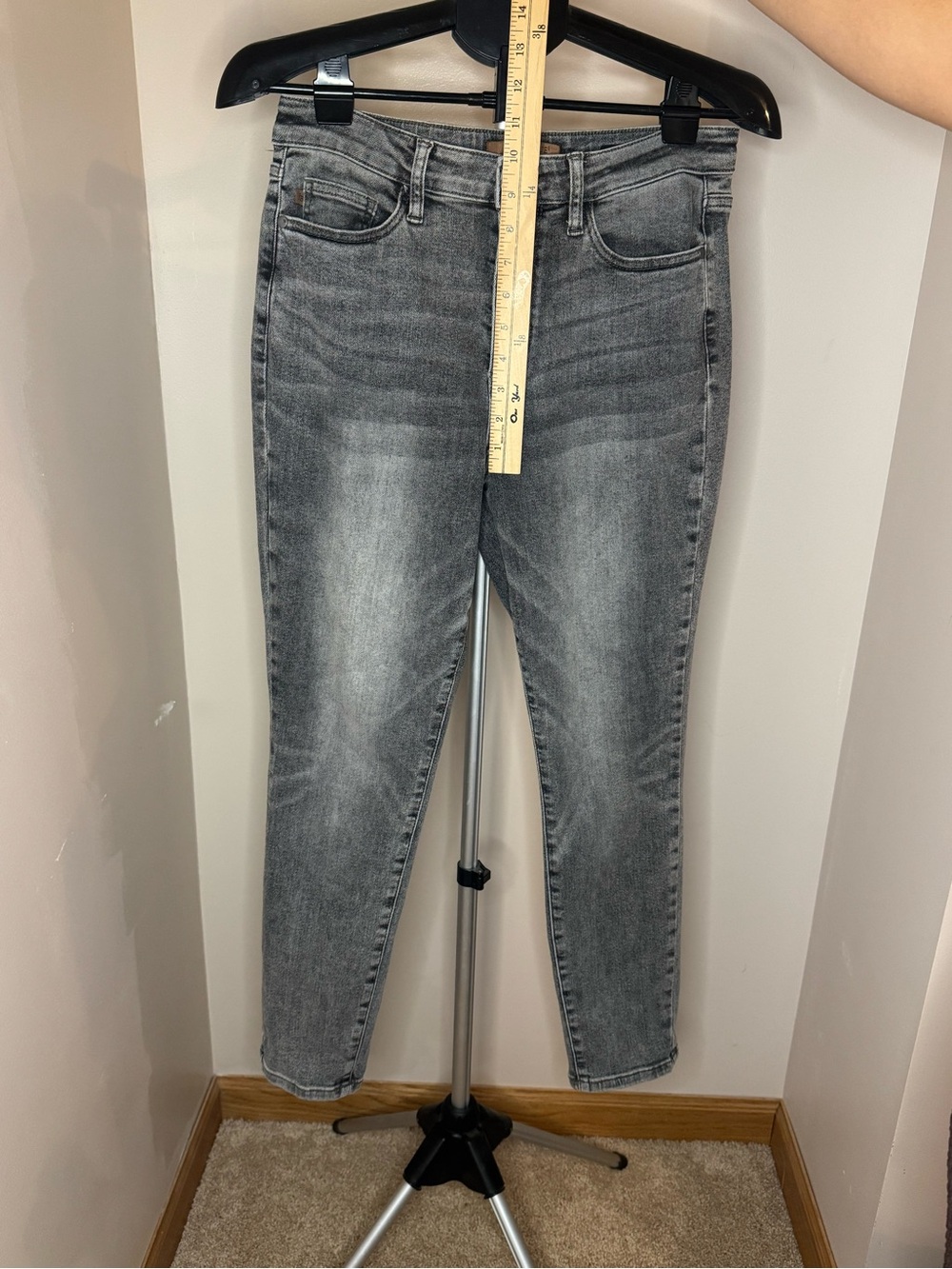 Judy Blue Jeans Womens 9/29 Gray Skinny Slim Fit Stretch Distressed Denim Casual - Picture 5 of 9